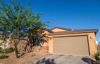 7387 S Via Plaza del Maya in Tucson, AZ - Building Photo