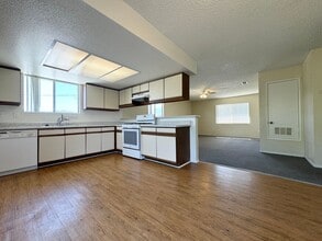 33450 Shifting Sands Trail in Cathedral City, CA - Building Photo - Building Photo