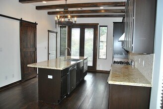 5312 Inker St in Houston, TX - Foto de edificio - Building Photo