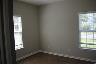 4928 Pond Shoals Ct in Myrtle Beach, SC - Building Photo - Building Photo