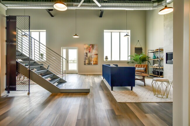 property at 1605 Jefferson St
