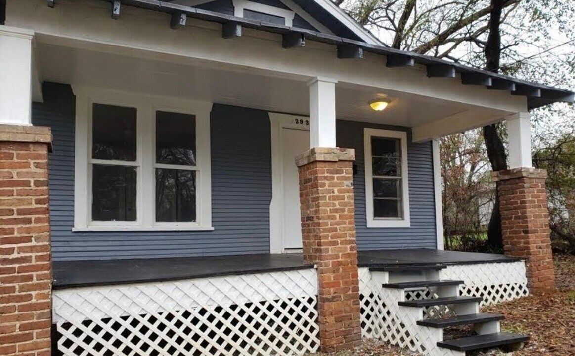 2934 Harp St in Shreveport, LA - Foto de edificio