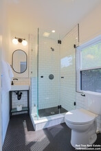 44 Winslow Rd in Brookline, MA - Foto de edificio - Building Photo