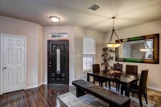 1143 Glenwood Canyon Ln in Houston, TX - Building Photo - Building Photo