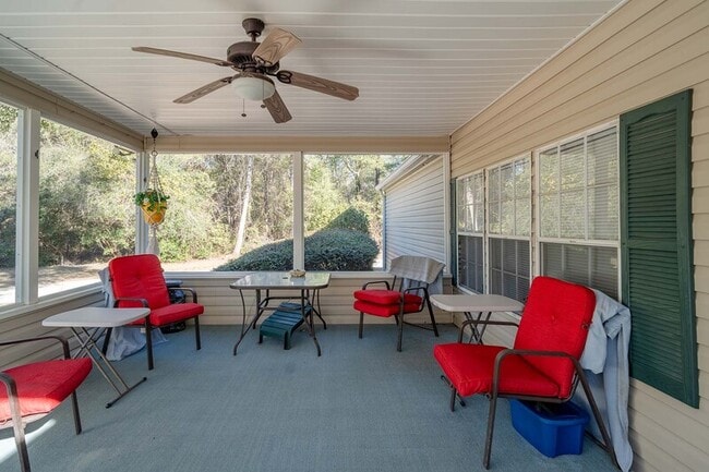 2671 Oscar Harvey Rd in Tallahassee, FL - Foto de edificio - Building Photo