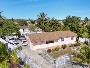 26750 SW 125th Ave in Homestead, FL - Building Photo - Building Photo