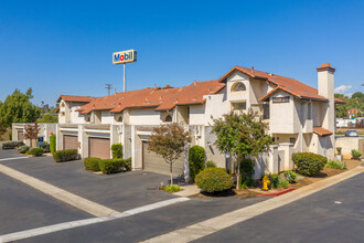 1182 Via Loma Vis in El Cajon, CA - Building Photo - Building Photo