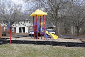 Hidden Valley Apartments in Lyman, SC - Foto de edificio - Building Photo