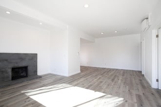403 Brooks Ave in Los Angeles, CA - Foto de edificio - Building Photo