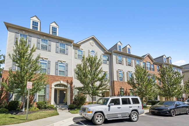 property at 42114 Piebald Square