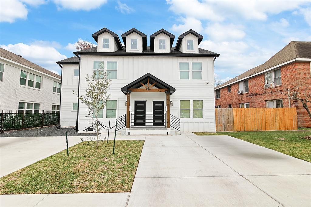 2406 Truxillo St in Houston, TX - Building Photo