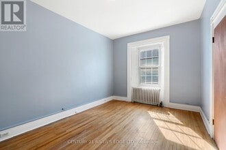 29 Buell St in Brockville, ON - Building Photo - Building Photo