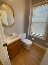 824 Main St in Melrose, MA - Foto de edificio - Building Photo