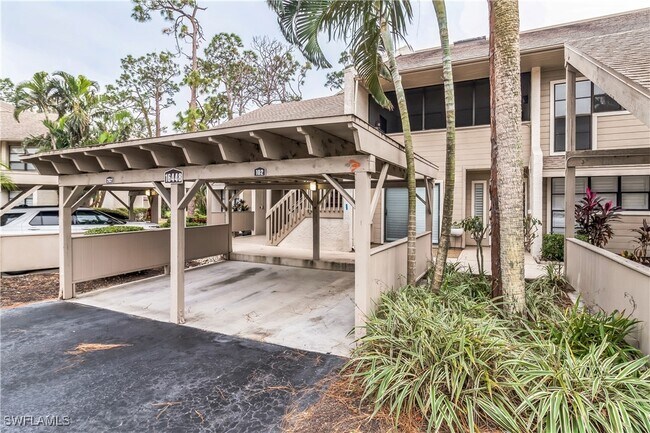 16448 Timberlakes Dr in Ft. Myers, FL - Building Photo - Building Photo