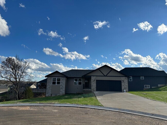 938 Jared St in Waynesville, MO - Building Photo - Building Photo