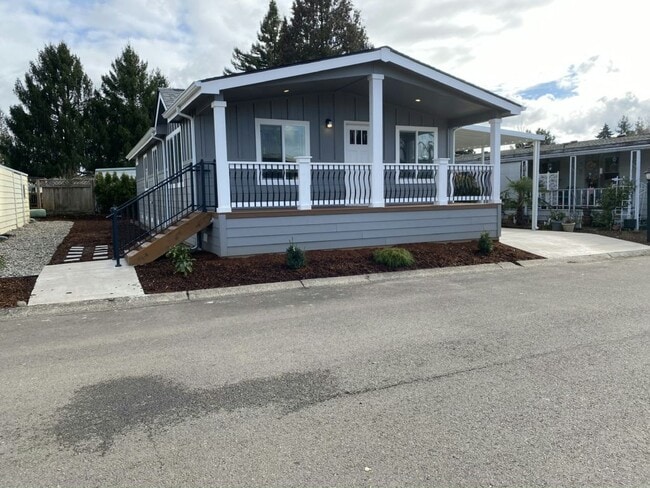 property at 13640 SE Hwy 212