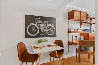 960 St Charles Ave NE in Atlanta, GA - Building Photo - Building Photo