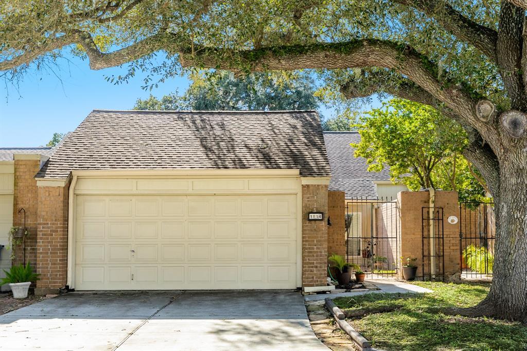 1814 Veranda Dr in West Columbia, TX - Building Photo