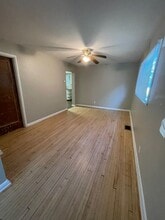 2315 Oakes Ave in Superior, WI - Building Photo - Building Photo
