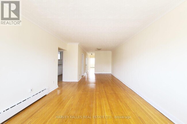 105-105 Gilmour Ave in Toronto, ON - Building Photo - Building Photo