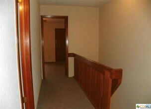 1133 Ashby St-Unit -6 in Seguin, TX - Building Photo - Building Photo