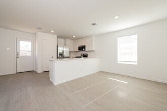 18053 Trepito Ave in New Caney, TX - Building Photo - Building Photo