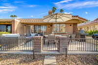 220 La Paz Way in Palm Desert, CA - Building Photo - Building Photo