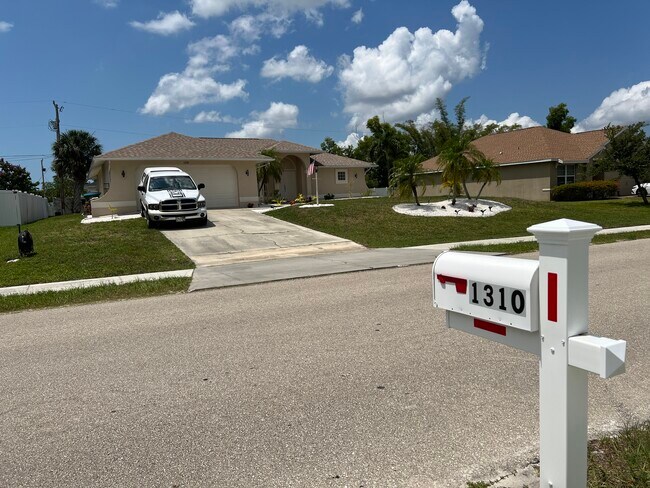 property at 1310 SW 10th St