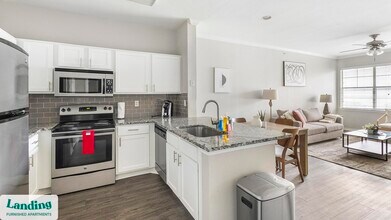 533 Fossil Creek Blvd in Haltom City, TX - Building Photo - Building Photo