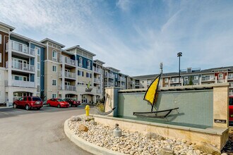 11444-11444 Ellerslie Rd SW in Edmonton, AB - Building Photo - Building Photo