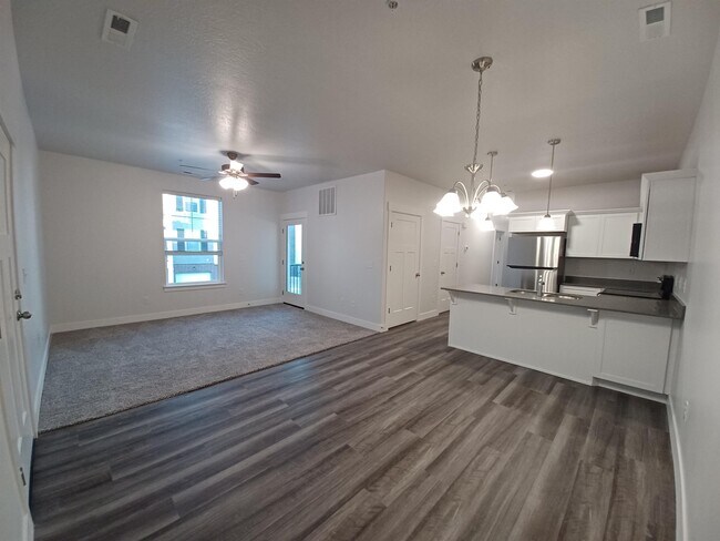 3761 W 1480 N in Lehi, UT - Building Photo - Building Photo