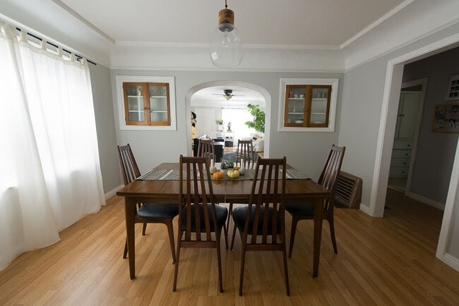 133 Ximeno Avenue in Long Beach, CA - Building Photo - Building Photo