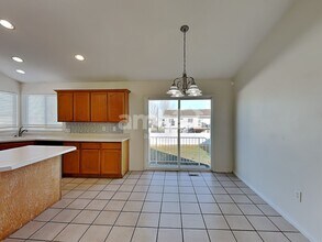 2602 W 4050 S in Roy, UT - Foto de edificio - Building Photo