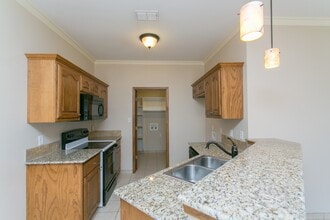 16160 Rolling Meadows Dr in Lindale, TX - Building Photo - Building Photo