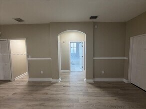 2637 SE 16th Terrace in Homestead, FL - Building Photo - Building Photo