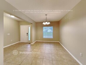 6863 Hampshire Blvd in Lakeland, FL - Building Photo - Building Photo