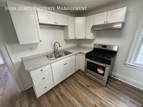 24 Red Jacket Pkwy in Buffalo, NY - Building Photo - Building Photo