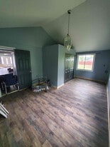 309 S Earl St in Independence, KS - Building Photo