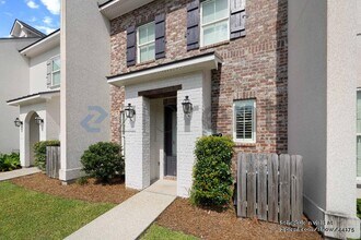 5116 Myrtle Trail Dr in Baton Rouge, LA - Building Photo - Building Photo