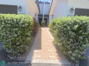 1301 N Riverside Dr in Pompano Beach, FL - Foto de edificio - Building Photo