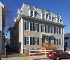 201-203 4th St in Fall River, MA - Building Photo