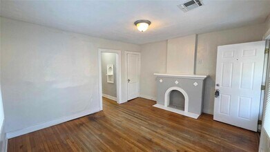 2326 NW 22nd St in Oklahoma City, OK - Building Photo - Building Photo