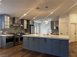 956 Puerta Del Sol Dr in Las Vegas, NV - Building Photo - Building Photo
