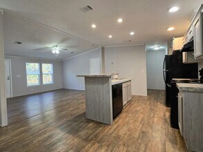 126 Todd St in Lakeland, FL - Building Photo - Building Photo