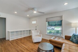 9014 Daytonia Ave in Dallas, TX - Building Photo - Building Photo