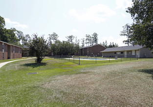 Century Oaks Apartments in Fayetteville, NC - Building Photo - Other