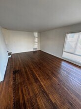 227-231 Mosswood Way in South San Francisco, CA - Building Photo - Building Photo
