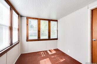 1901 S Jefferson St in Appleton, WI - Foto de edificio - Building Photo