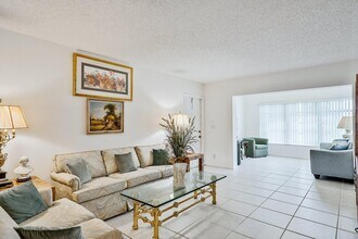 13960 Nesting Way in Delray Beach, FL - Building Photo - Building Photo