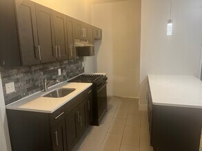 62 Farley Ave, Unit 2 in Newark, NJ - Building Photo - Building Photo